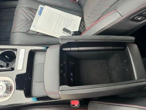 Used 2025 Genesis G80 3.5T Sport AWD/4WD image 24