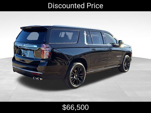 Certified 2024 Chevrolet Suburban High Country w/ Advanced Technology Package image 3