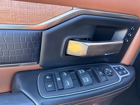 Used 2024 RAM 2500 Limited w/ Safety Group image 19