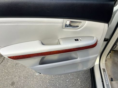 Used 2005 Lexus RX 330 AWD image 18