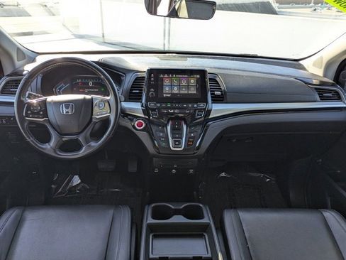 Used 2023 Honda Odyssey Touring image 16