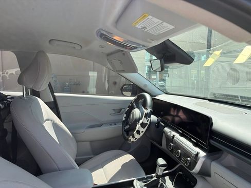 Certified 2025 Hyundai Kona SE FWD image 20