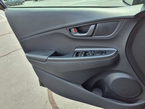 Used 2022 Hyundai Kona SEL AWD/4WD image 17