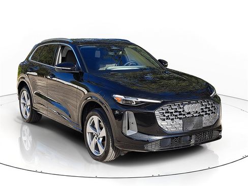 New 2025 Audi Q5 2.0T Premium Plus image 1