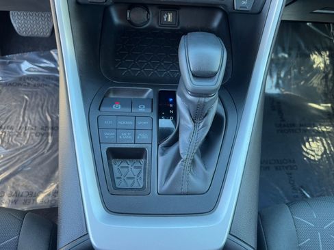 Certified 2023 Toyota RAV4 XLE w/ Convenience Package image 30