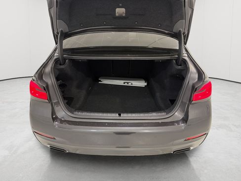 Used 2021 BMW 540i w/ M Sport Package RWD image 12
