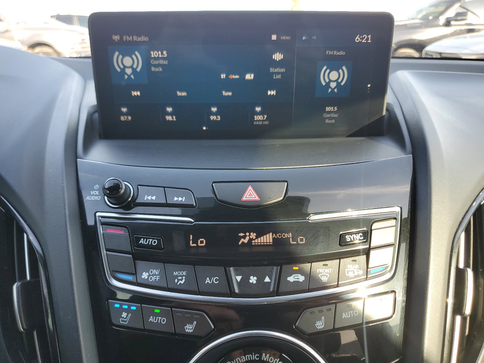 Used 2019 Acura RDX w/ Advance Package FWD image 25