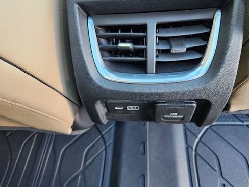 New 2025 Chevrolet Blazer Premier w/ Enhanced Convenience Package image 9