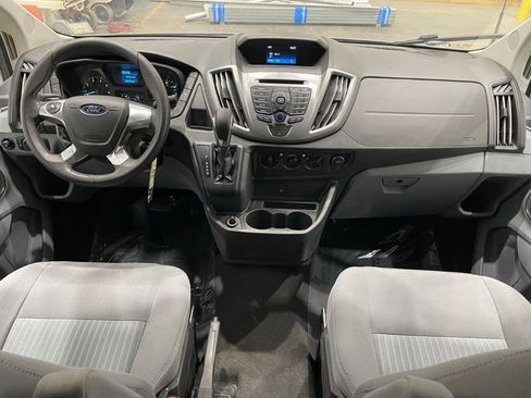 Used 2018 Ford Transit 350 XLT image 23