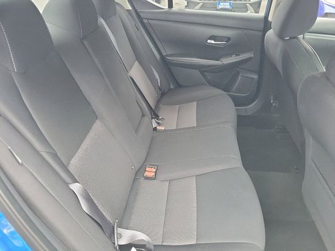 Used 2022 Nissan Sentra SV image 18