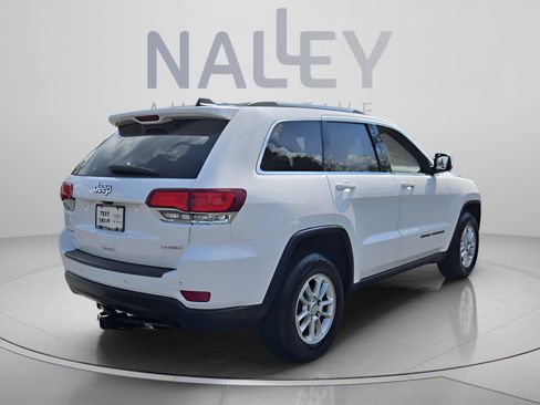 Used 2020 Jeep Grand Cherokee Laredo AWD/4WD image 5