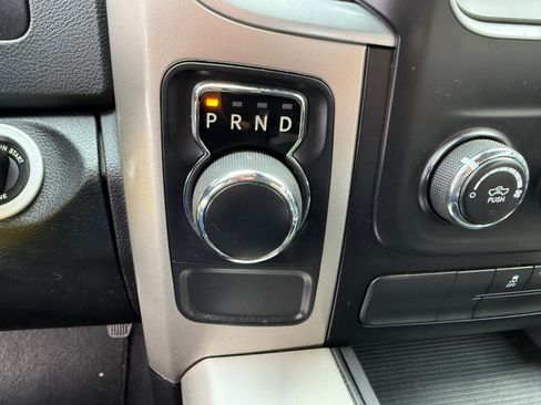 Used 2017 RAM 1500 Classic SLT image 29