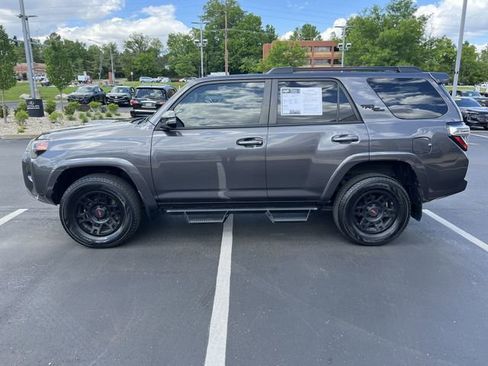 Used 2021 Toyota 4Runner TRD Off-Road Premium w/ Moonroof Package AWD/4WD image 6