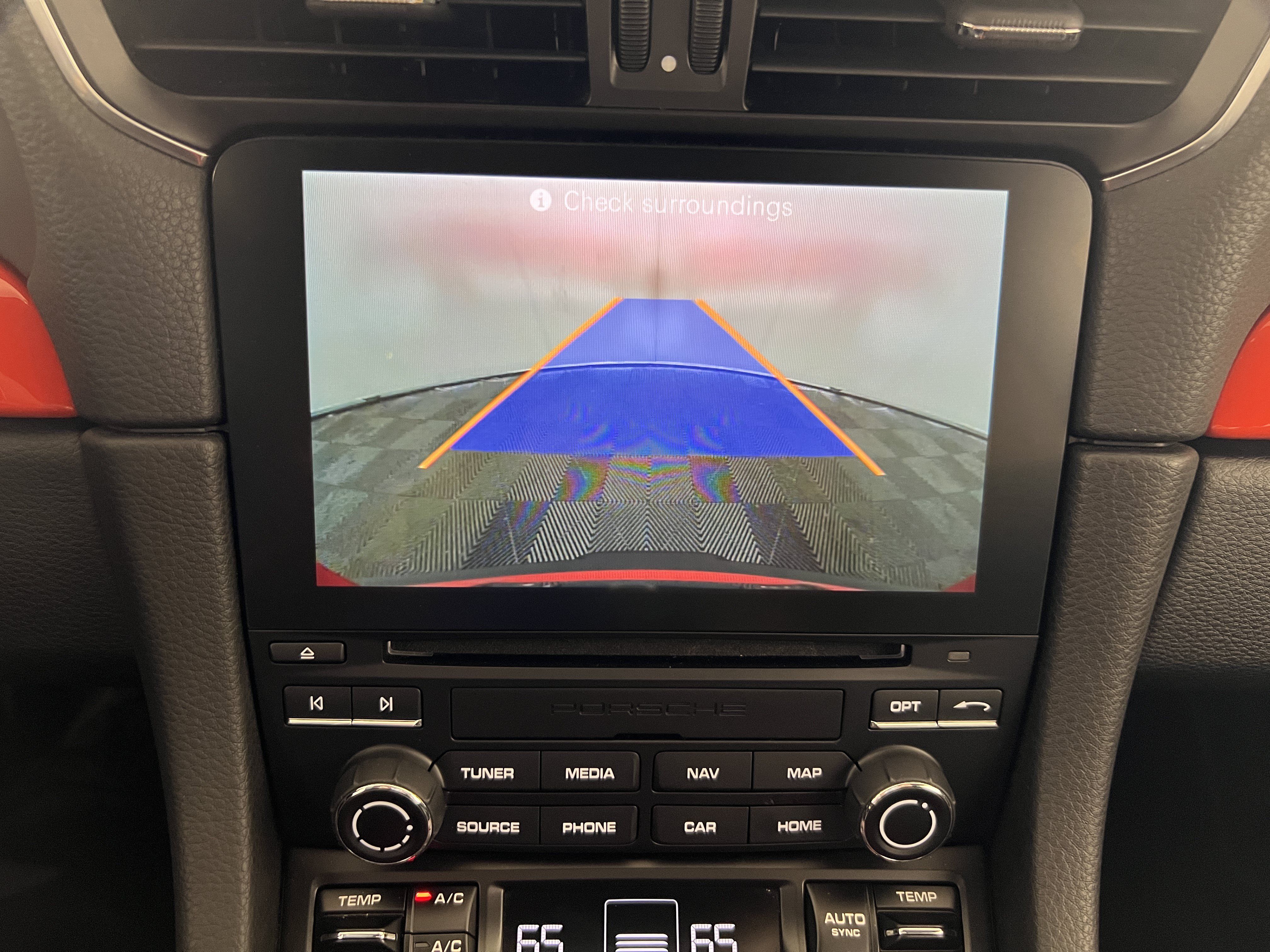 Certified 2018 Porsche 911 GT3 RWD image 24