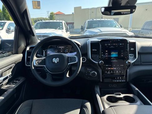 New 2026 RAM 1500 Big Horn AWD/4WD image 20