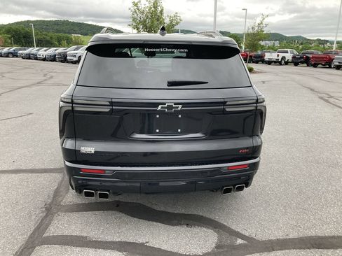 Used 2024 Chevrolet Traverse RS AWD/4WD image 6