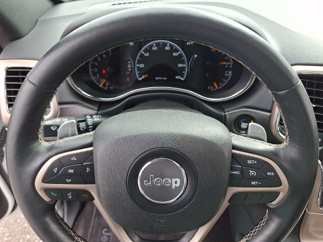 Used 2017 Jeep Grand Cherokee Limited AWD/4WD image 4