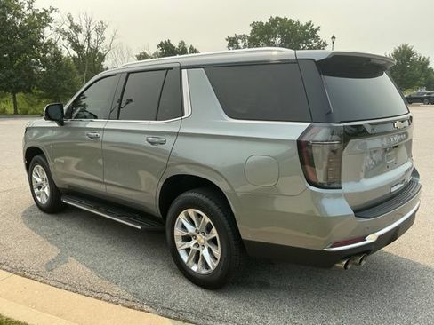 Used 2025 Chevrolet Tahoe Premier AWD/4WD image 4