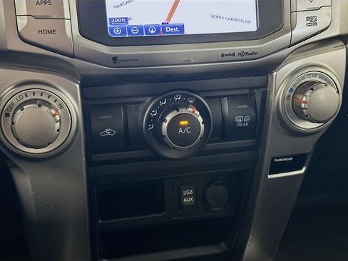 Used 2019 Toyota 4Runner SR5 AWD/4WD image 23