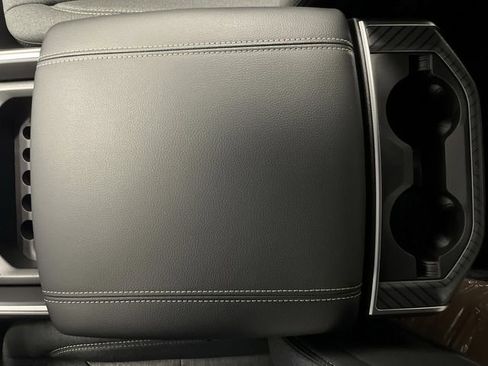 New 2026 RAM 1500 4x4 Crew Cab image 19