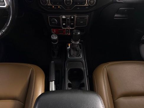 Used 2021 Jeep Gladiator Rubicon image 22