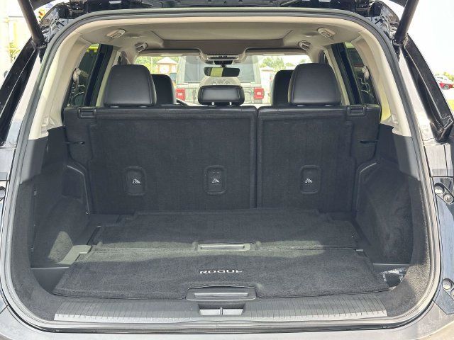 Used 2023 Nissan Rogue SL AWD/4WD image 14