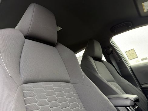 Used 2021 Toyota Corolla SE w/ Carpet Mat Package (TMS) FWD image 18