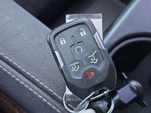 Used 2019 GMC Yukon SLT image 35