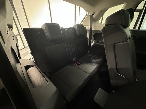 Used 2024 Volkswagen Tiguan Wolfsburg Edition image 22