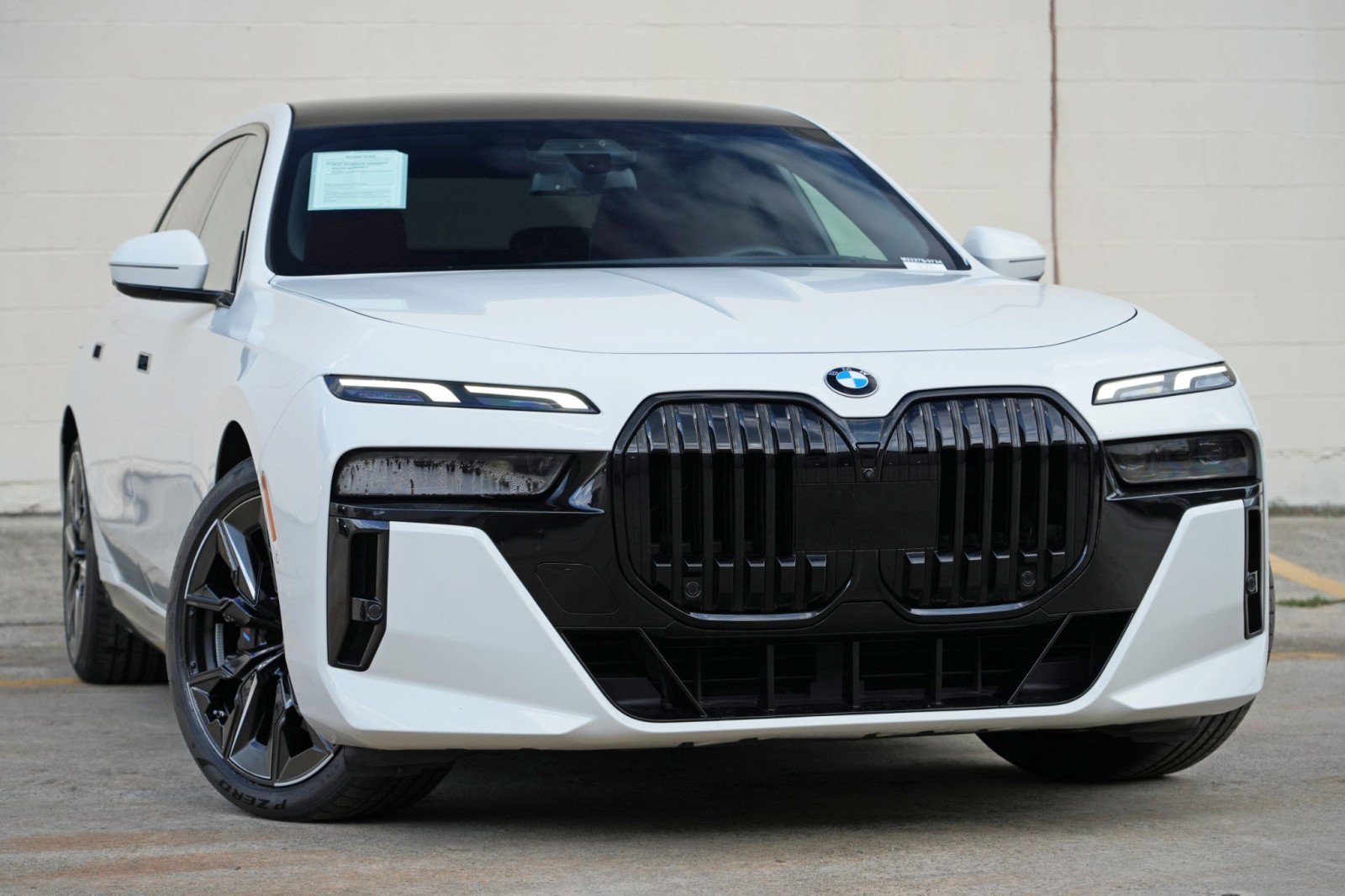Used 2023 BMW 740i RWD image 4