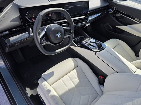 New 2026 BMW 530i 530i image 8