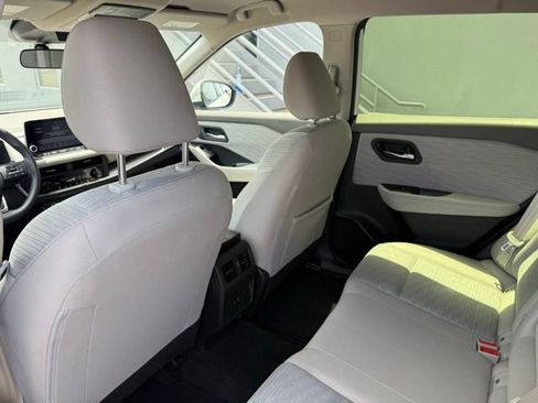 Certified 2023 Nissan Rogue SV image 13