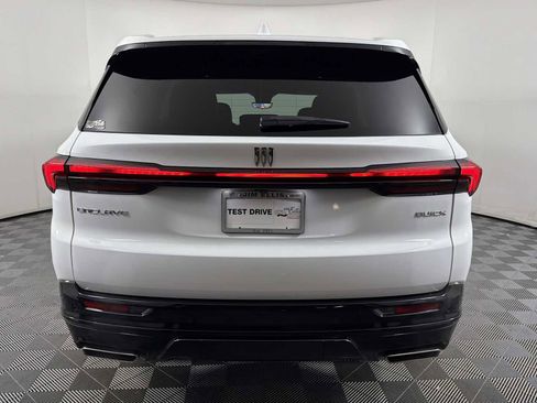 New 2026 Buick Enclave Sport Touring w/ Super Cruise Package image 5