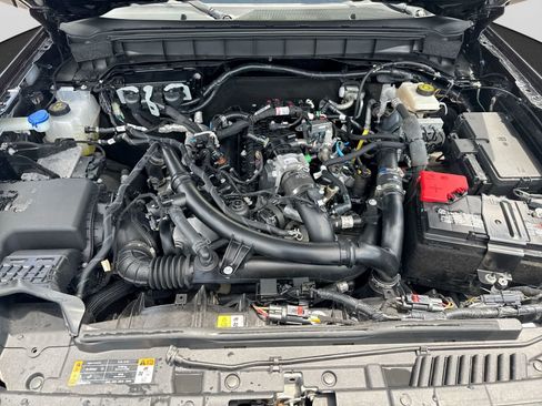 Used 2023 Ford Bronco Black Diamond AWD/4WD image 21