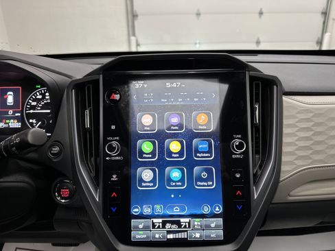 Used 2025 Subaru Forester Limited image 30