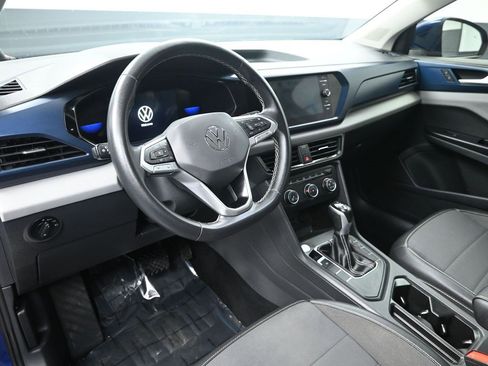 Used 2022 Volkswagen Taos SE image 13