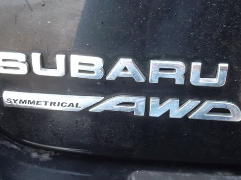 Used 2024 Subaru Crosstrek 2.0i Premium image 17