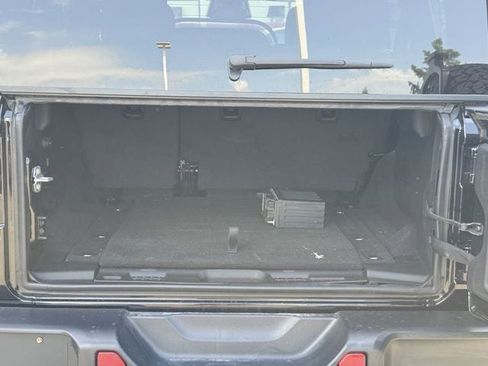 Used 2026 Jeep Wrangler Unlimited Rubicon AWD/4WD image 31