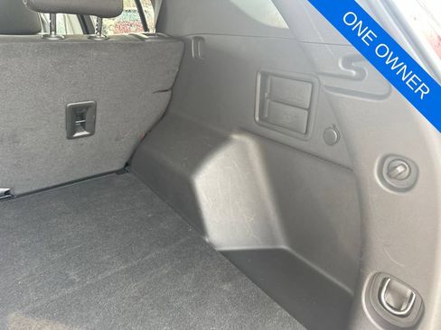 Used 2023 Chevrolet Equinox LT FWD image 29