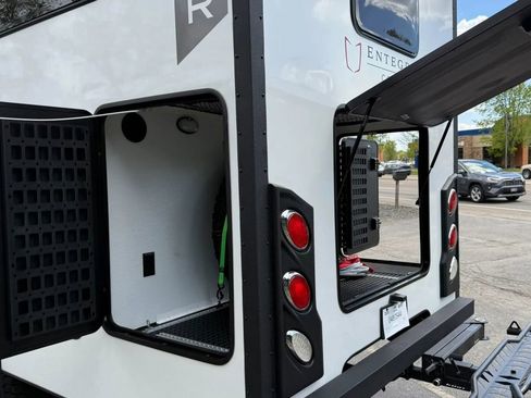 Used 2025 Mercedes-Benz Sprinter 3500 image 11