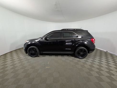Used 2017 Chevrolet Equinox LT w/ Midnight Edition FWD image 4