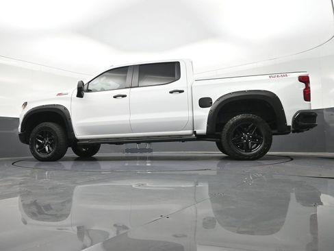 Used 2024 Chevrolet Silverado 1500 Custom Trail Boss AWD/4WD image 24
