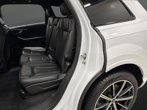 Used 2022 Audi Q7 3.0T Premium Plus w/ Premium Plus Package image 29