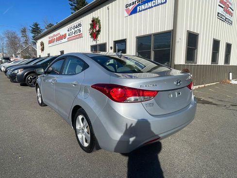 Used 2013 Hyundai Elantra GLS w/ Preferred Pkg image 6