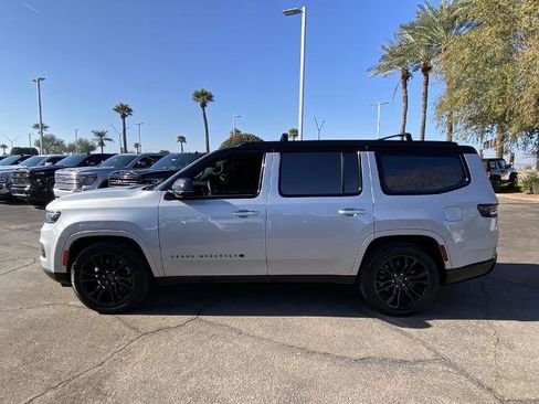 Used 2024 Jeep Grand Wagoneer Series II w/ Quick Order Packagew 28T image 4