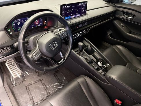 Used 2024 Honda Accord Sport image 7