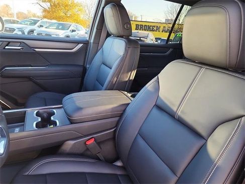 New 2026 GMC Acadia Elevation w/ Super Cruise Package image 13