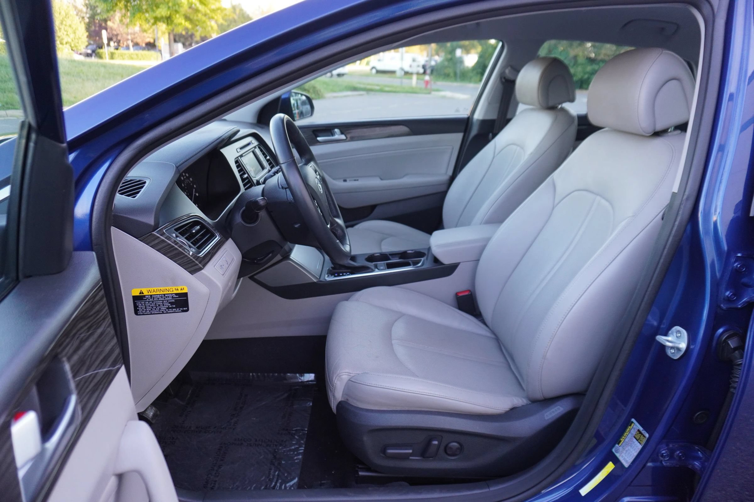 Used 2015 Hyundai Sonata Limited FWD image 9