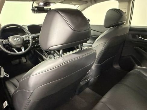 Used 2023 Honda Accord Touring image 35