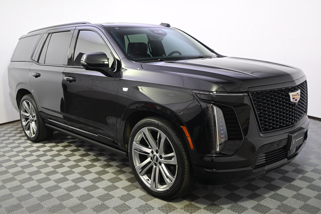 Used 2025 Cadillac Escalade Sport w/ Touring Package AWD/4WD image 8